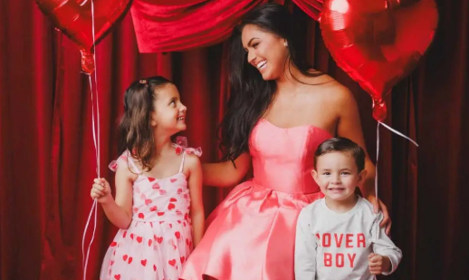 Valentine's Day Portrait Package